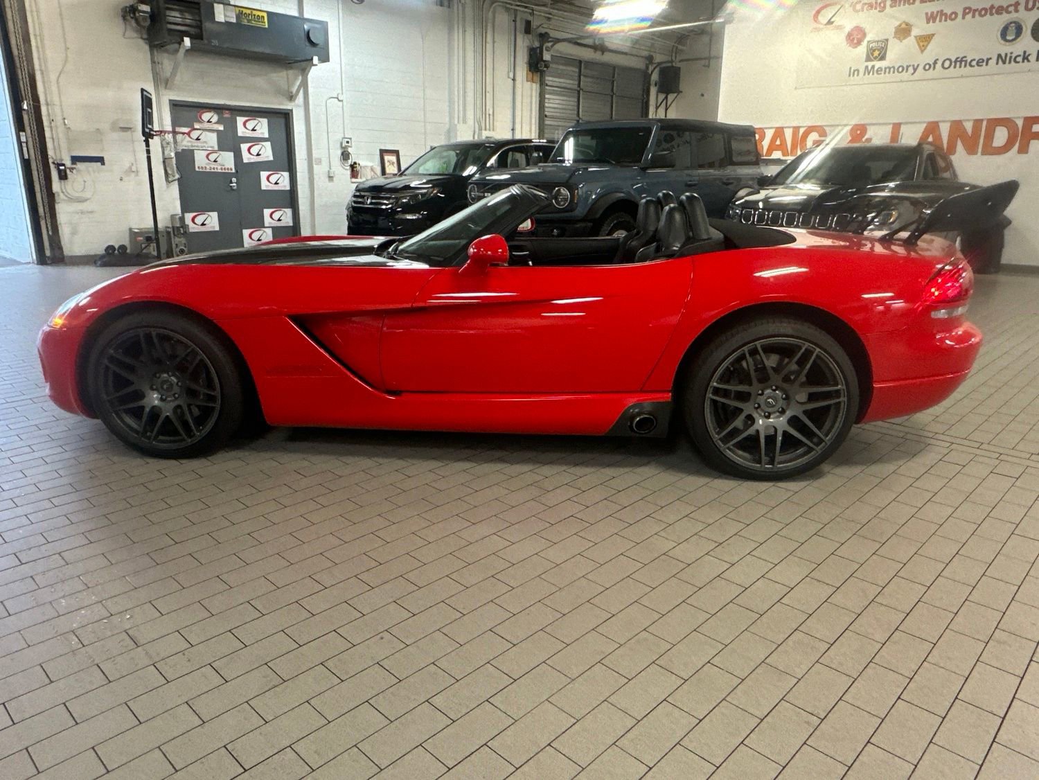 Used 2003 Dodge Viper SRT-10 RWD image 8