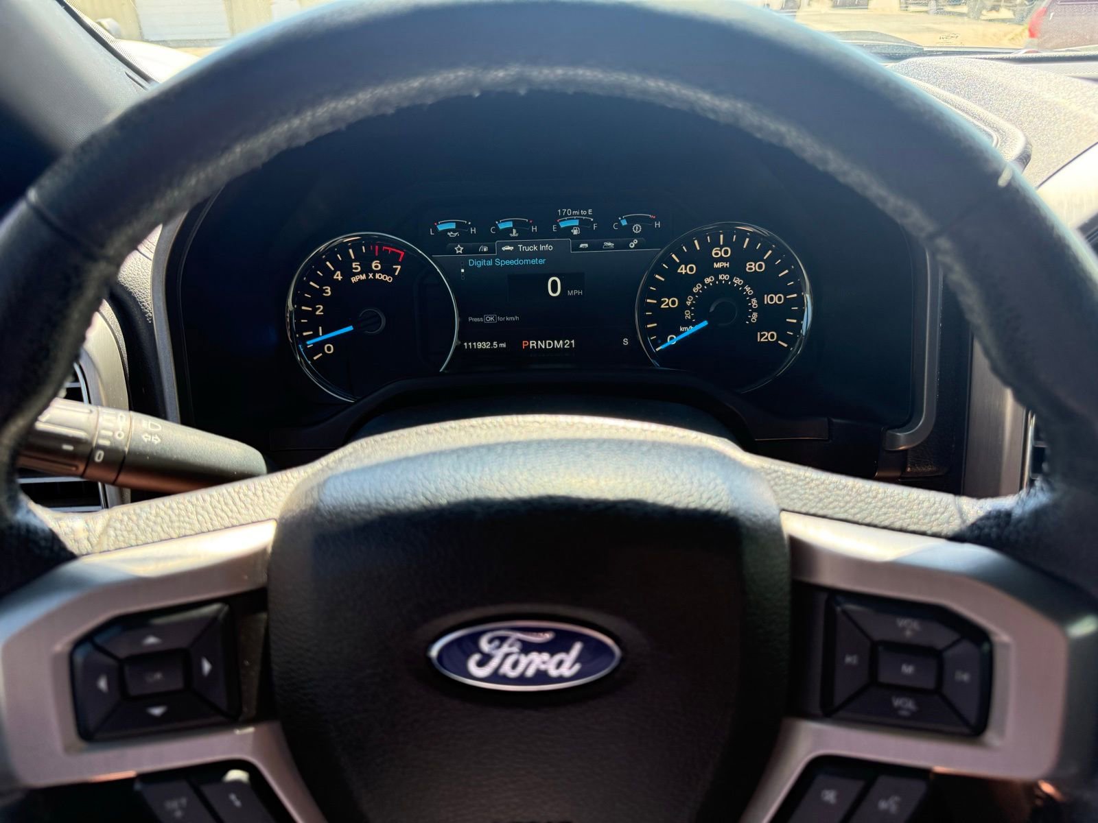 Used 2015 Ford F150 Platinum w/ Equipment Group 701A Luxury image 19