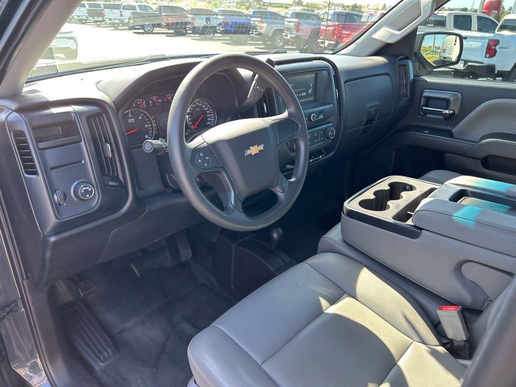 Used 2017 Chevrolet Silverado 1500 W/T w/ Trailering Package AWD/4WD image 18