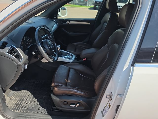 Used 2017 Audi Q5 2.0T Premium Plus w/ Technology Package AWD/4WD image 9
