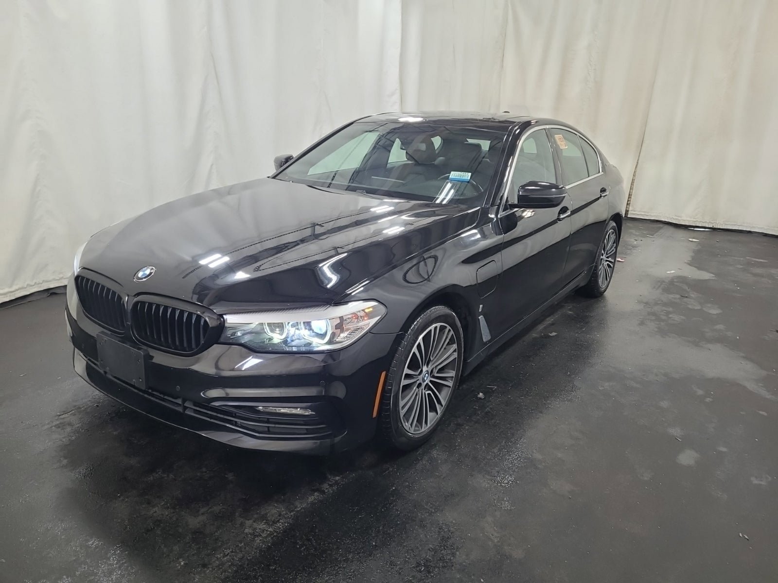 Used 2018 BMW 530e RWD image 8