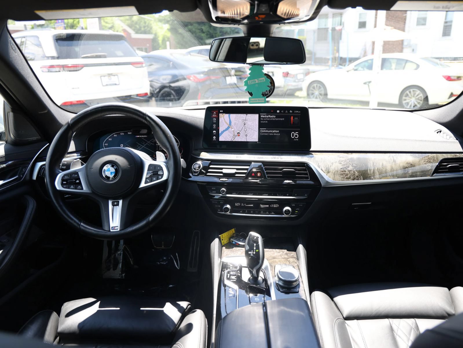 Used 2022 BMW M550i xDrive AWD/4WD image 13