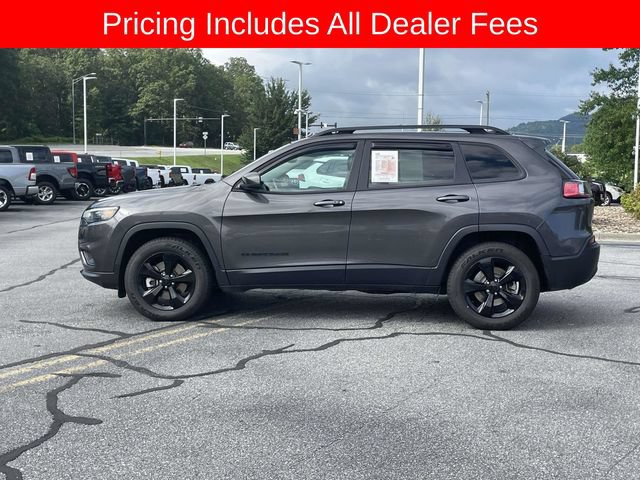 Used 2021 Jeep Cherokee Latitude Plus AWD/4WD image 2