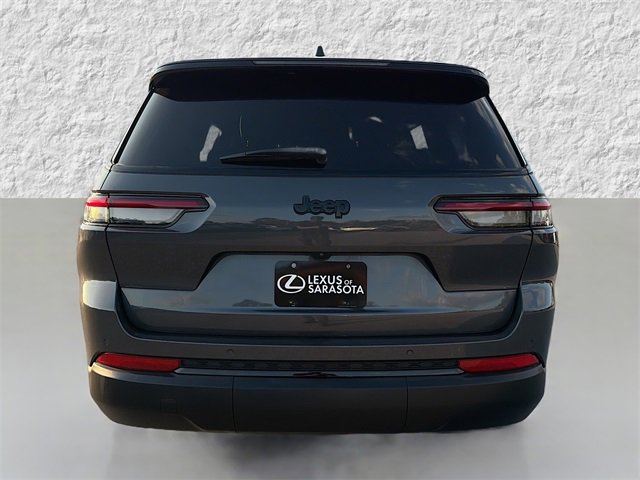 Used 2024 Jeep Grand Cherokee L Altitude image 4