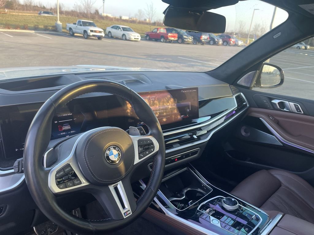 Used 2023 BMW X7 M60i image 18