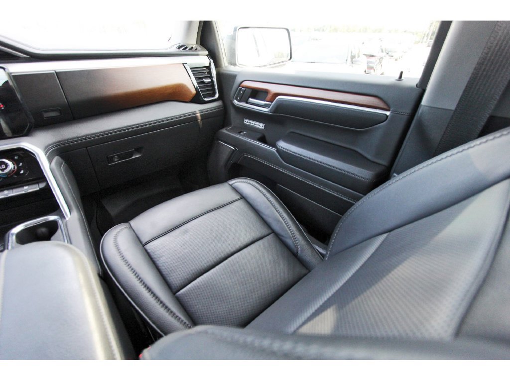Used 2022 GMC Sierra 1500 Denali w/ Denali Reserve Package AWD/4WD image 12