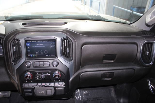 Used 2023 Chevrolet Silverado 2500 LT image 27