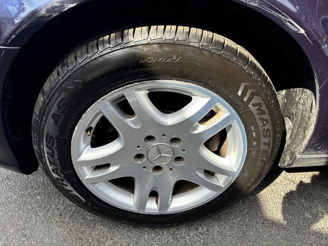 Used 2003 Mercedes-Benz E 320 Sedan image 22