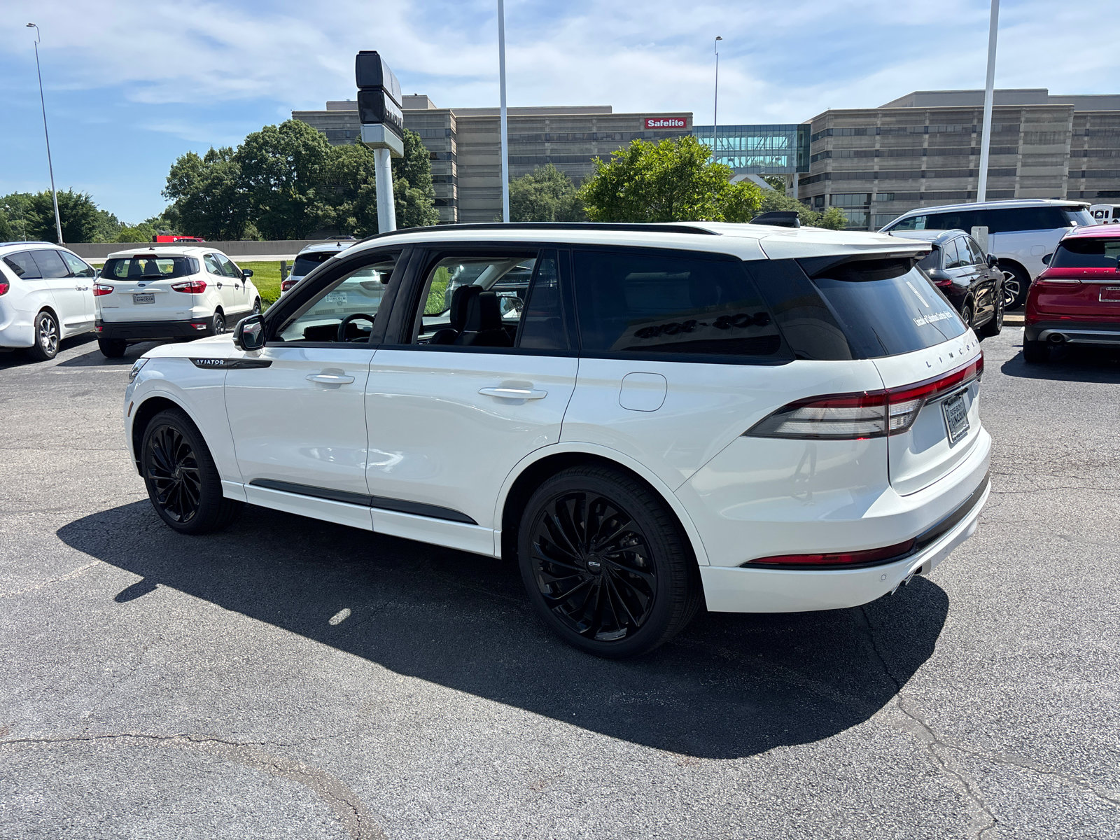 New 2026 Lincoln Aviator Reserve AWD/4WD image 5