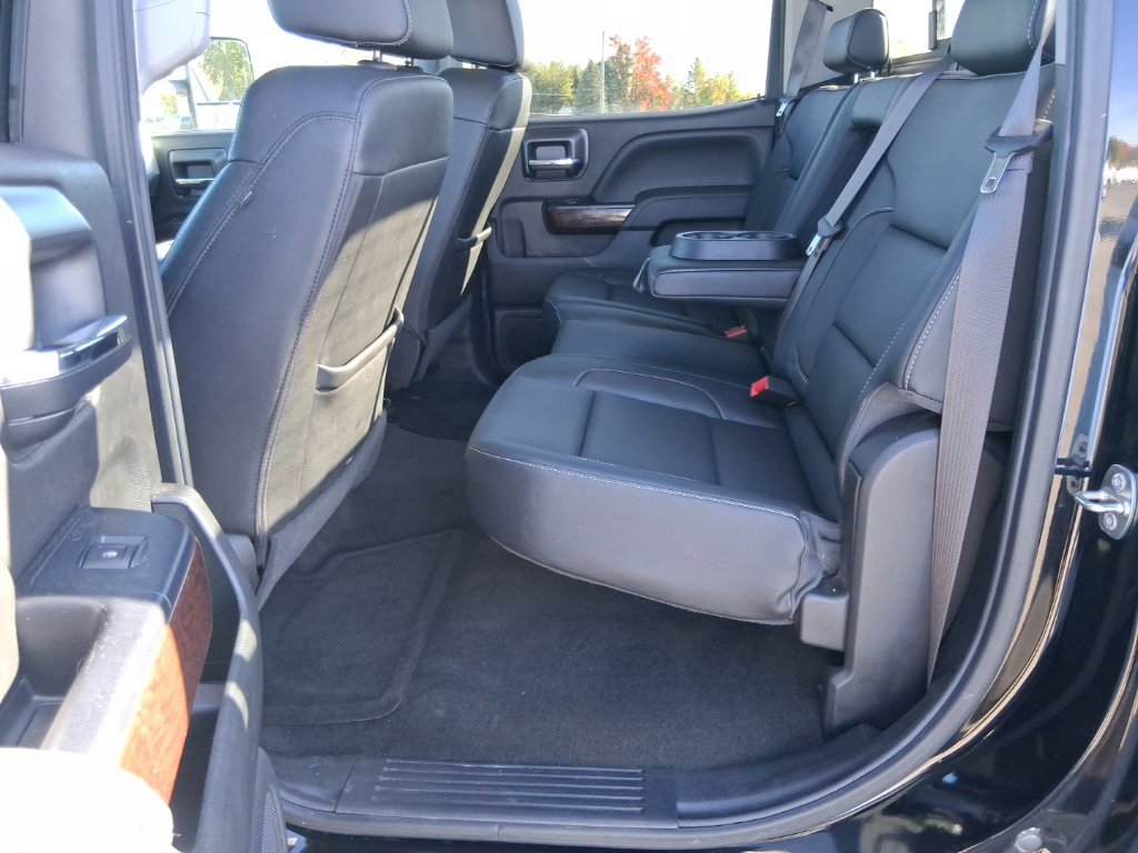 Used 2016 GMC Sierra 2500 SLT w/ Duramax Plus Package AWD/4WD image 23