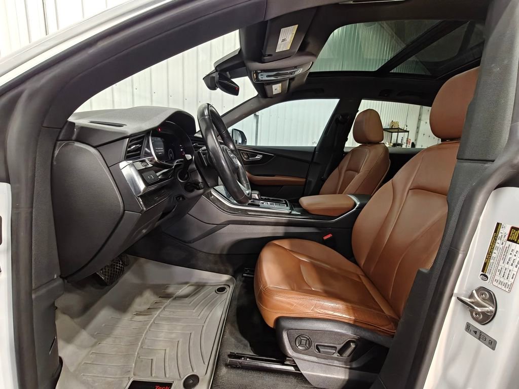 Used 2019 Audi Q8 Premium w/ Convenience Package image 27
