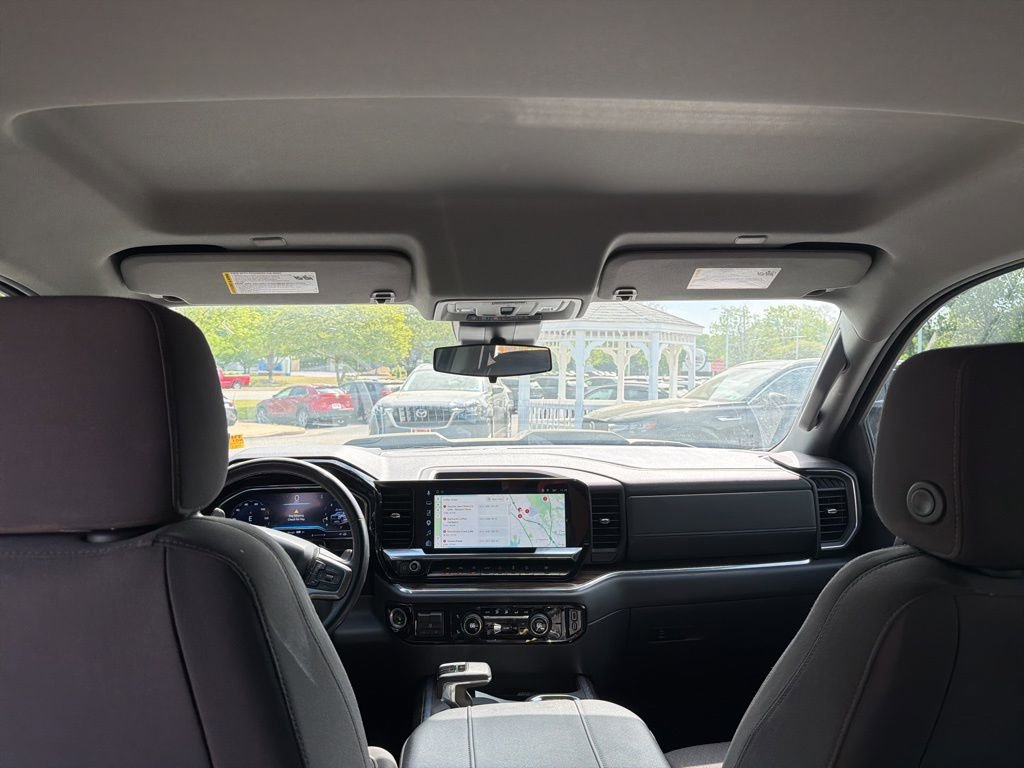 Used 2024 Chevrolet Silverado 1500 LT Trail Boss w/ Convenience Package II image 12