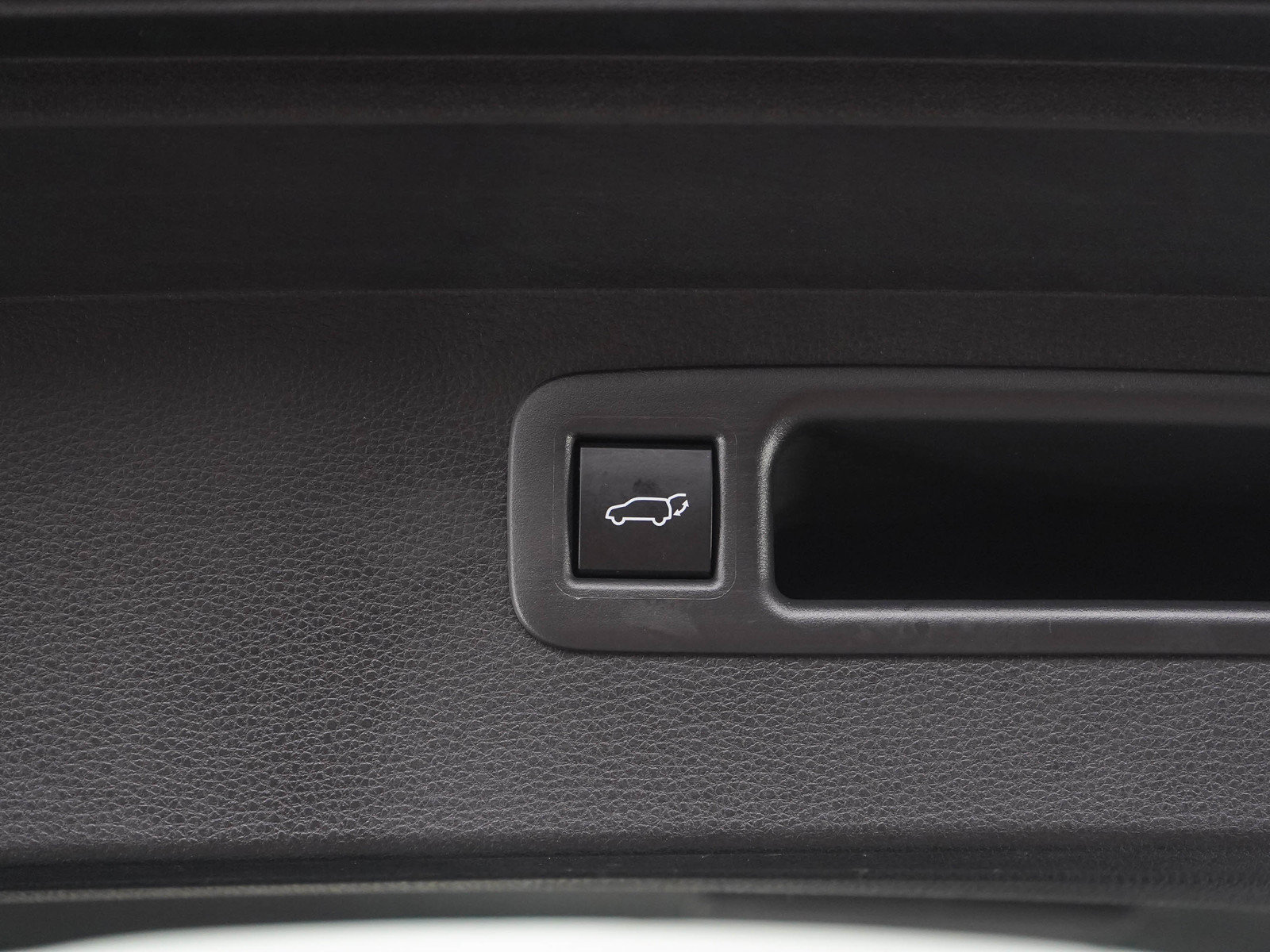 Used 2026 Toyota Highlander Platinum AWD/4WD image 18