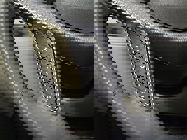 Certified 2022 Cadillac XT5 Premium Luxury image 16