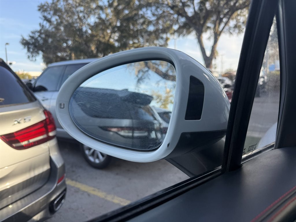 Used 2018 Porsche Macan GTS image 32