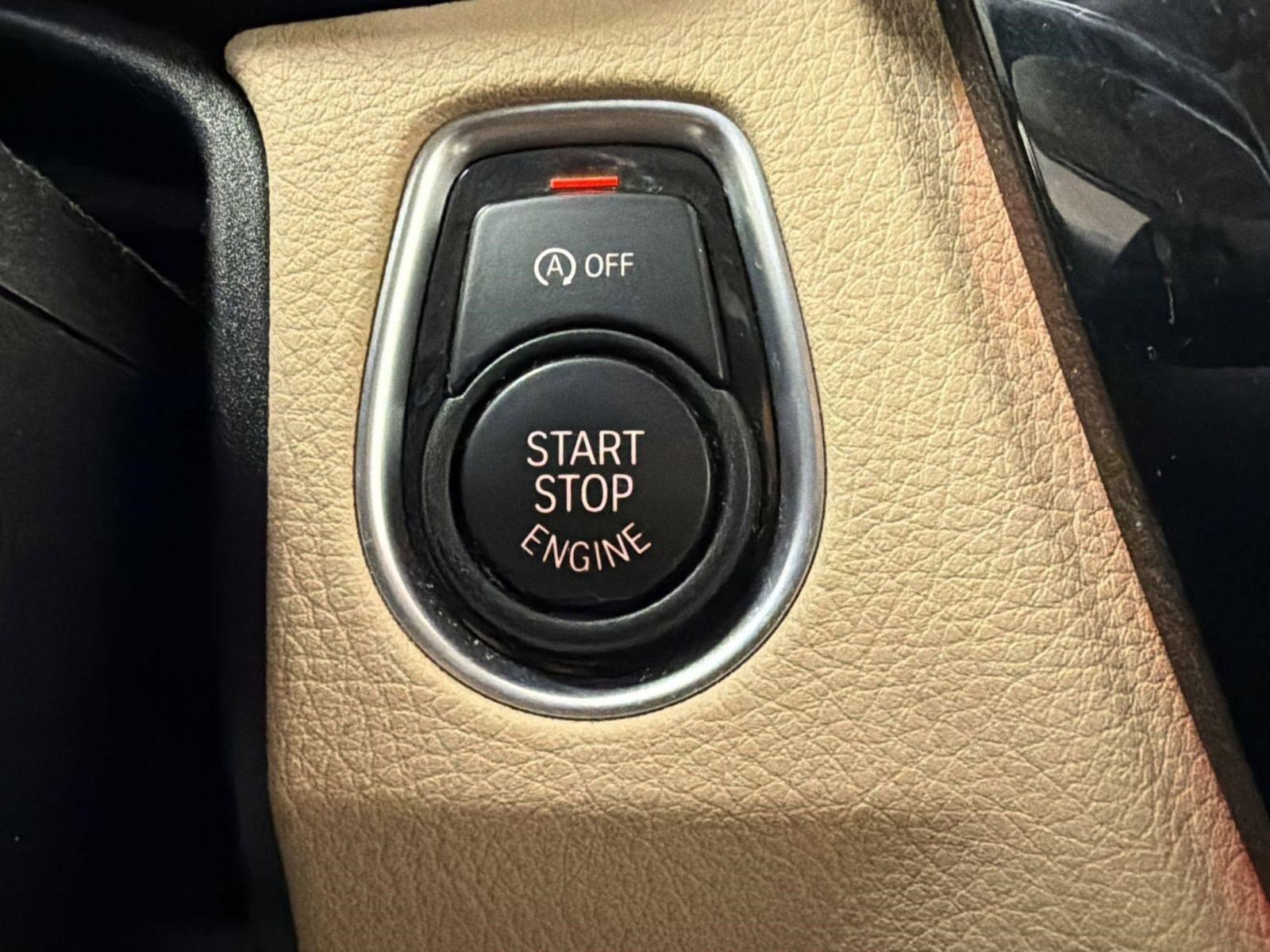 Used 2018 BMW 320i xDrive Sedan w/ Convenience Package AWD/4WD image 25