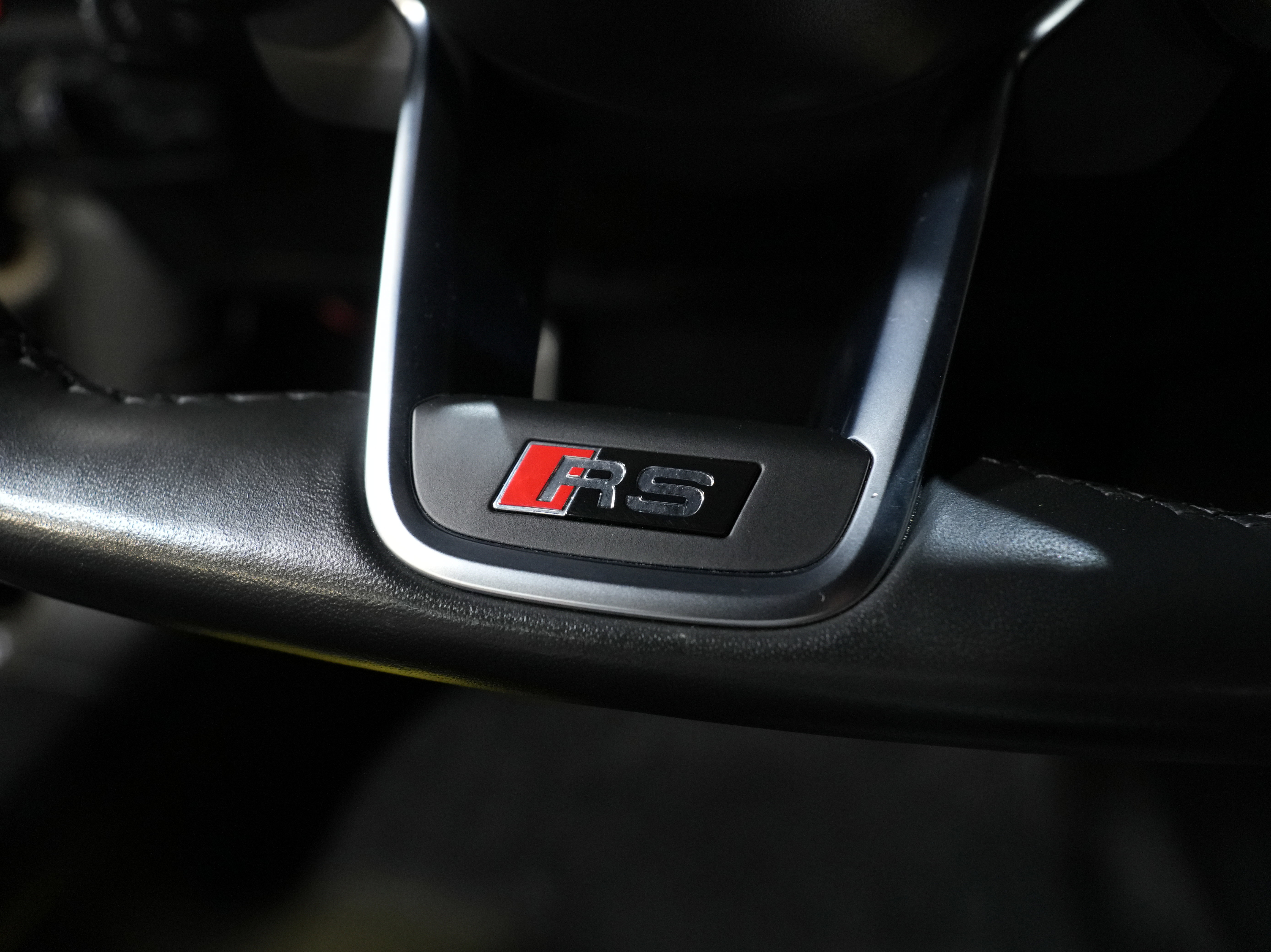 Used 2019 Audi TT RS w/ Technology Package image 36