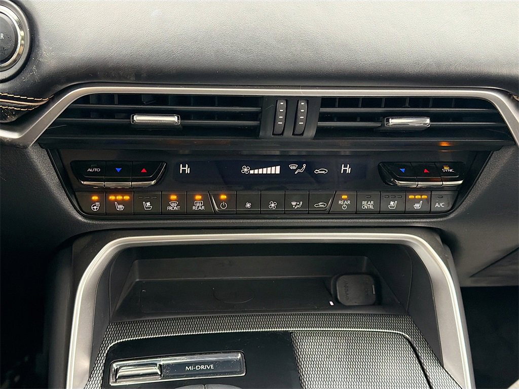 Used 2025 MAZDA CX-90 Plug-In Hybrid w/ Premium Plus image 18