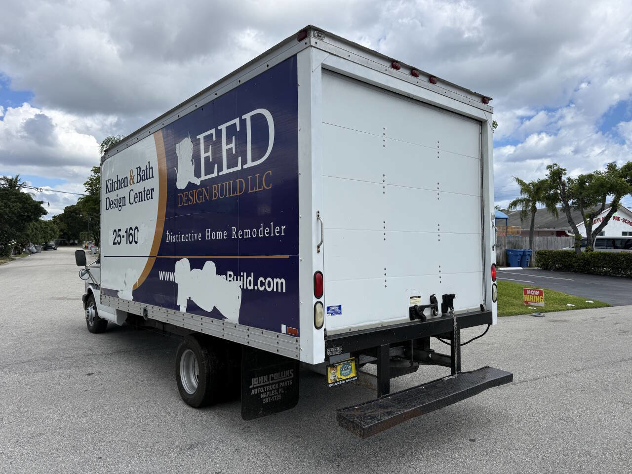 Used 2005 Chevrolet Express 3500 image 5