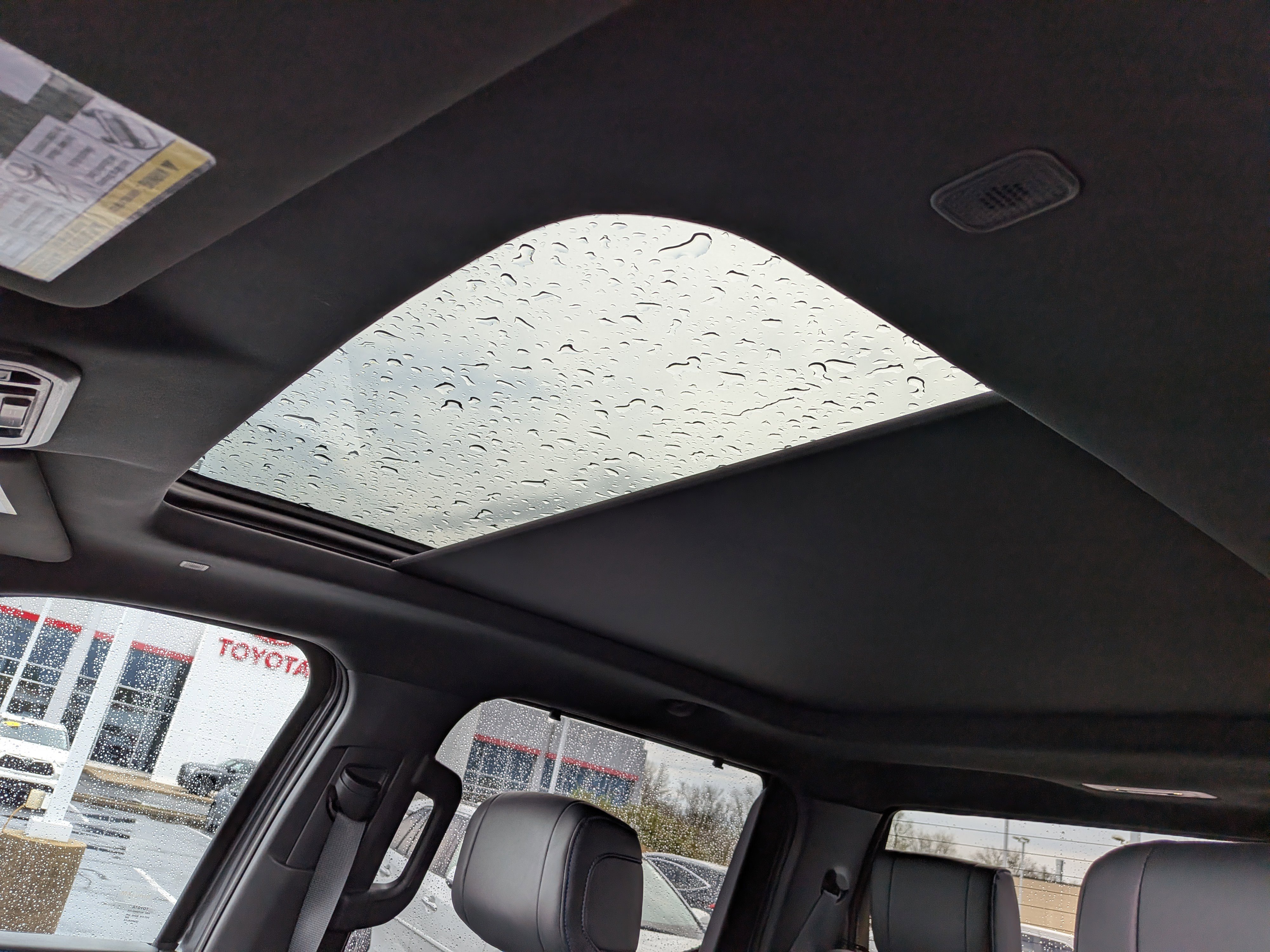 Used 2025 Toyota Tundra Platinum AWD/4WD image 17