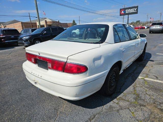 Used 2001 Buick Century Custom w/ Premium Pkg FWD image 4