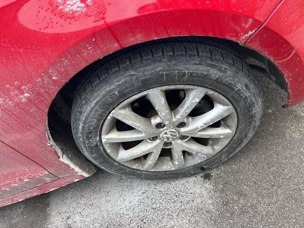 Used 2014 Volkswagen Jetta SE image 3