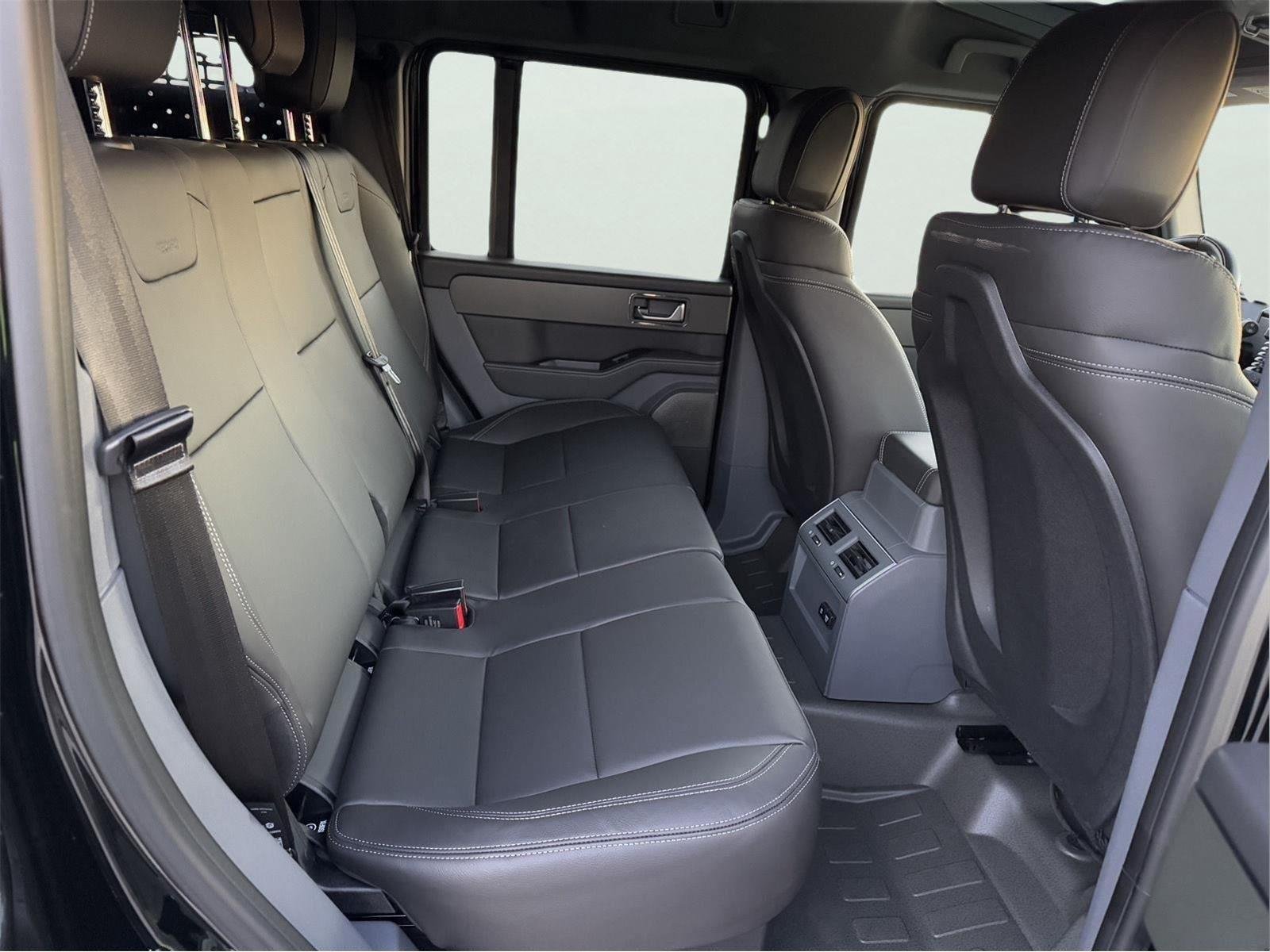 New 2025 INEOS Grenadier Station Wagon AWD/4WD image 25