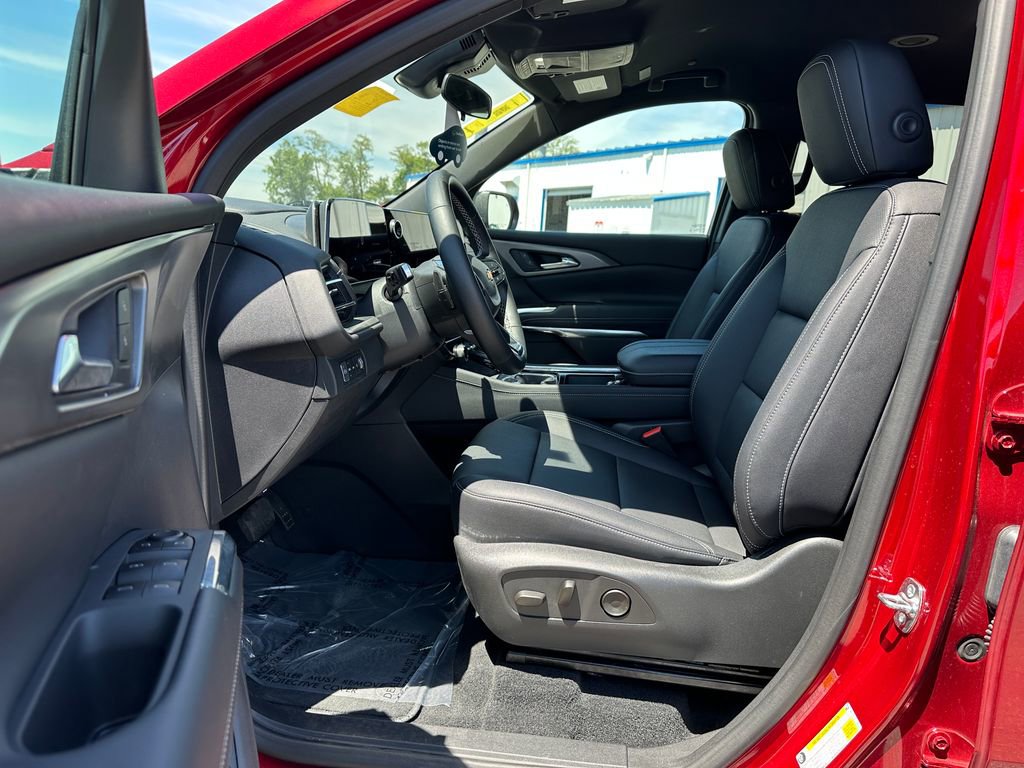 Used 2026 Chevrolet Traverse LT AWD/4WD image 26