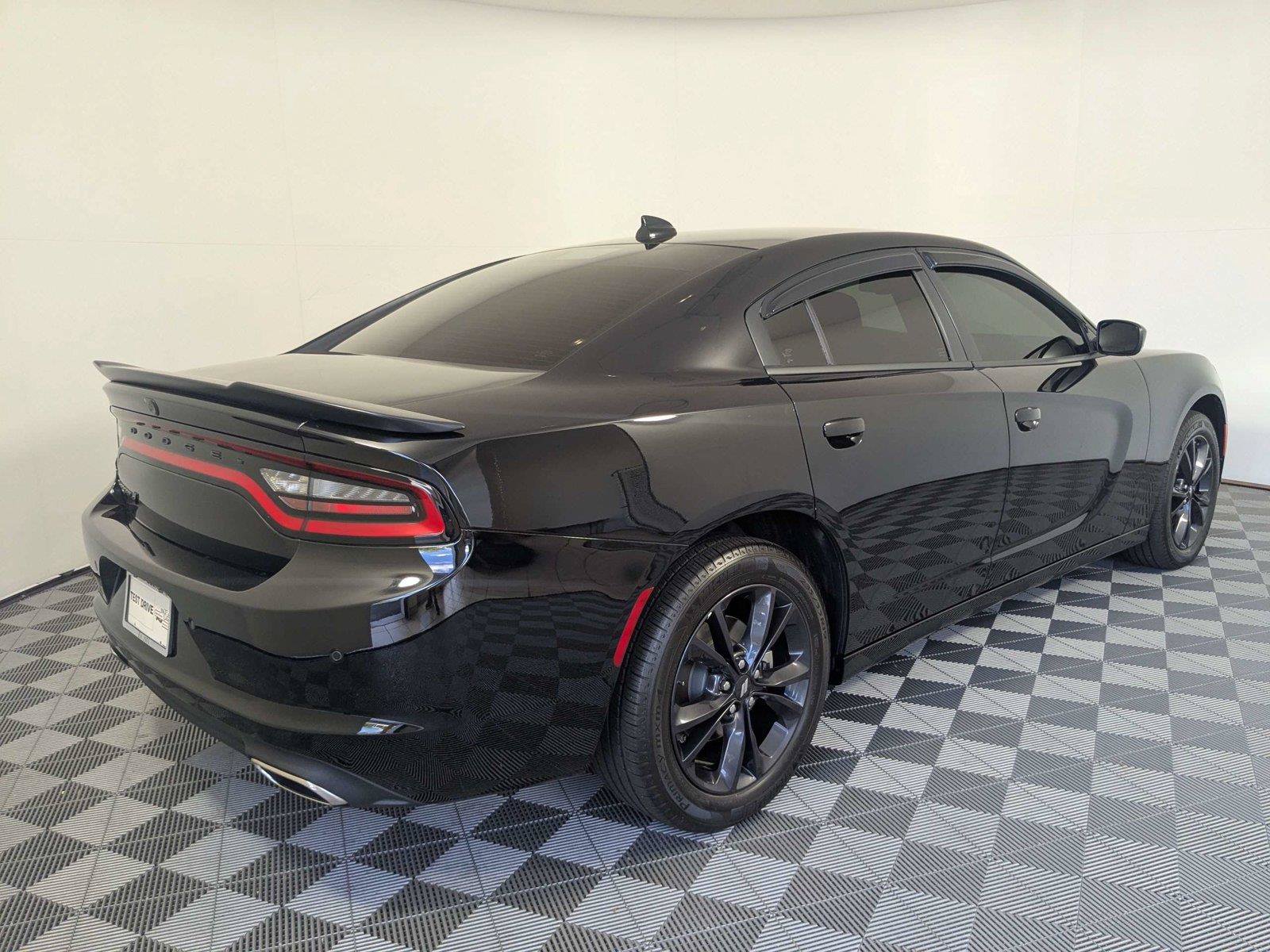 Used 2023 Dodge Charger SXT w/ Blacktop Package AWD/4WD image 5
