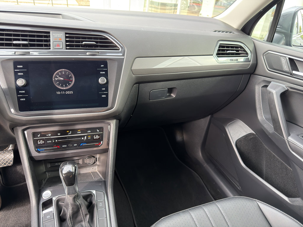 Used 2022 Volkswagen Tiguan SE image 21