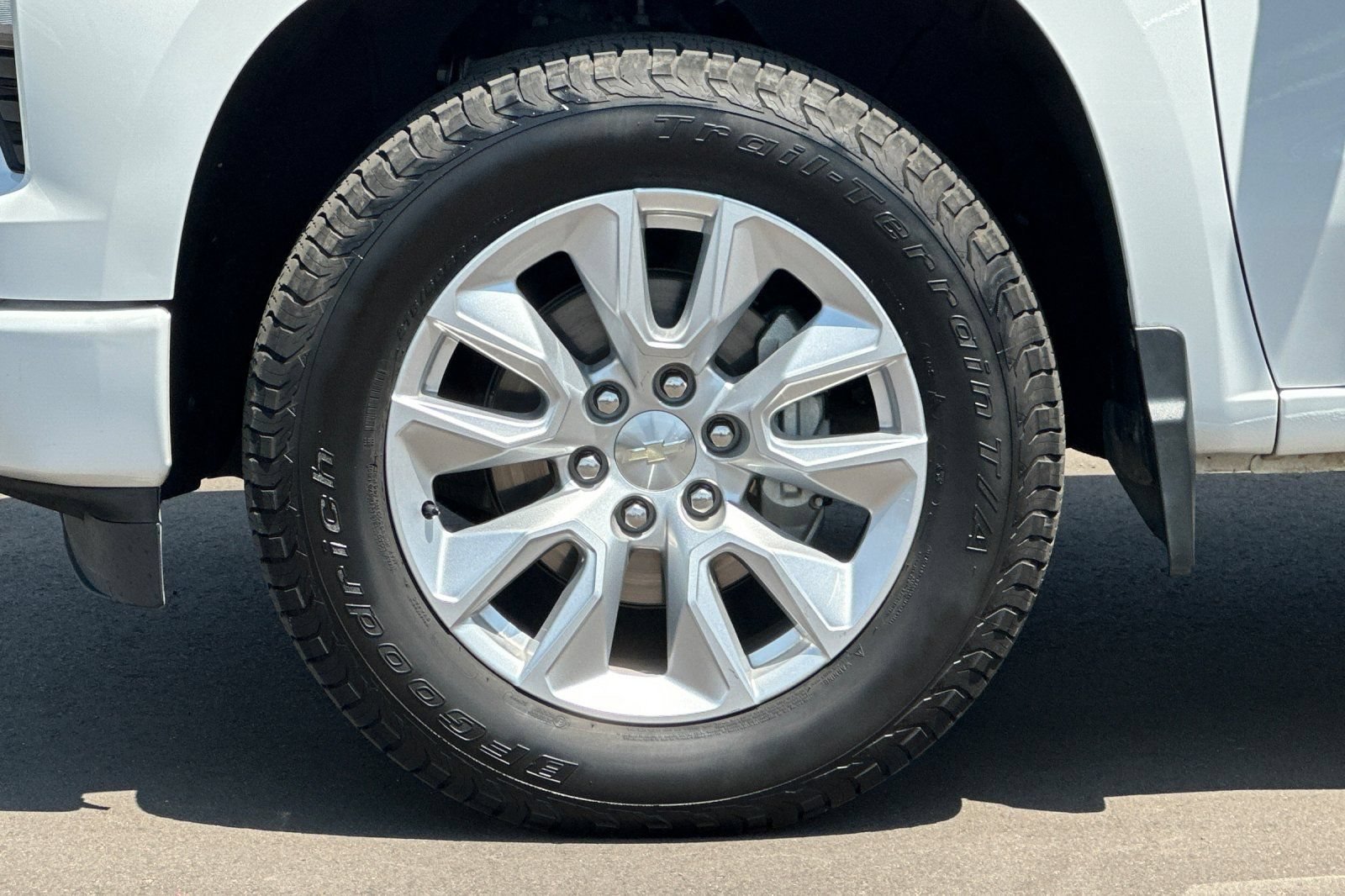 Used 2022 Chevrolet Silverado 1500 Custom AWD/4WD image 35