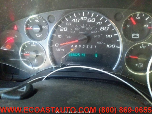 Used 2011 Chevrolet Express 1500 image 8