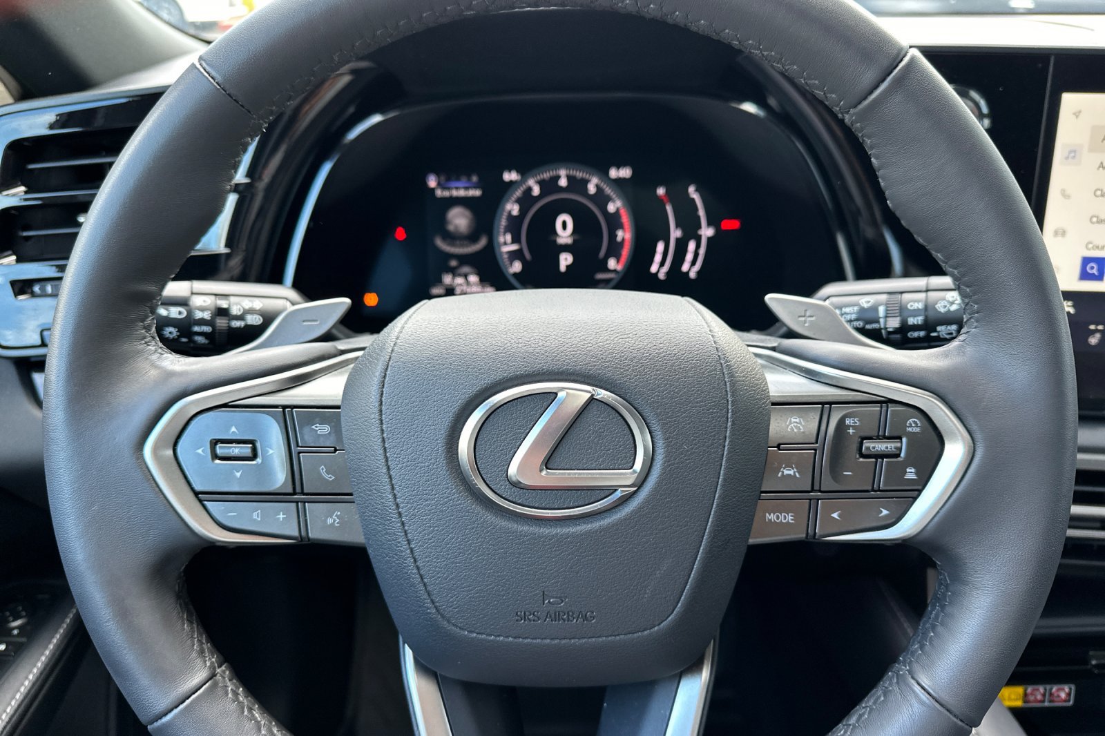 Certified 2024 Lexus RX 350 FWD w/ Technology Package image 11