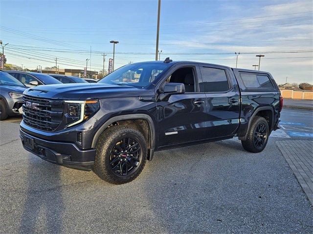 Used 2023 GMC Sierra 1500 Elevation image 3