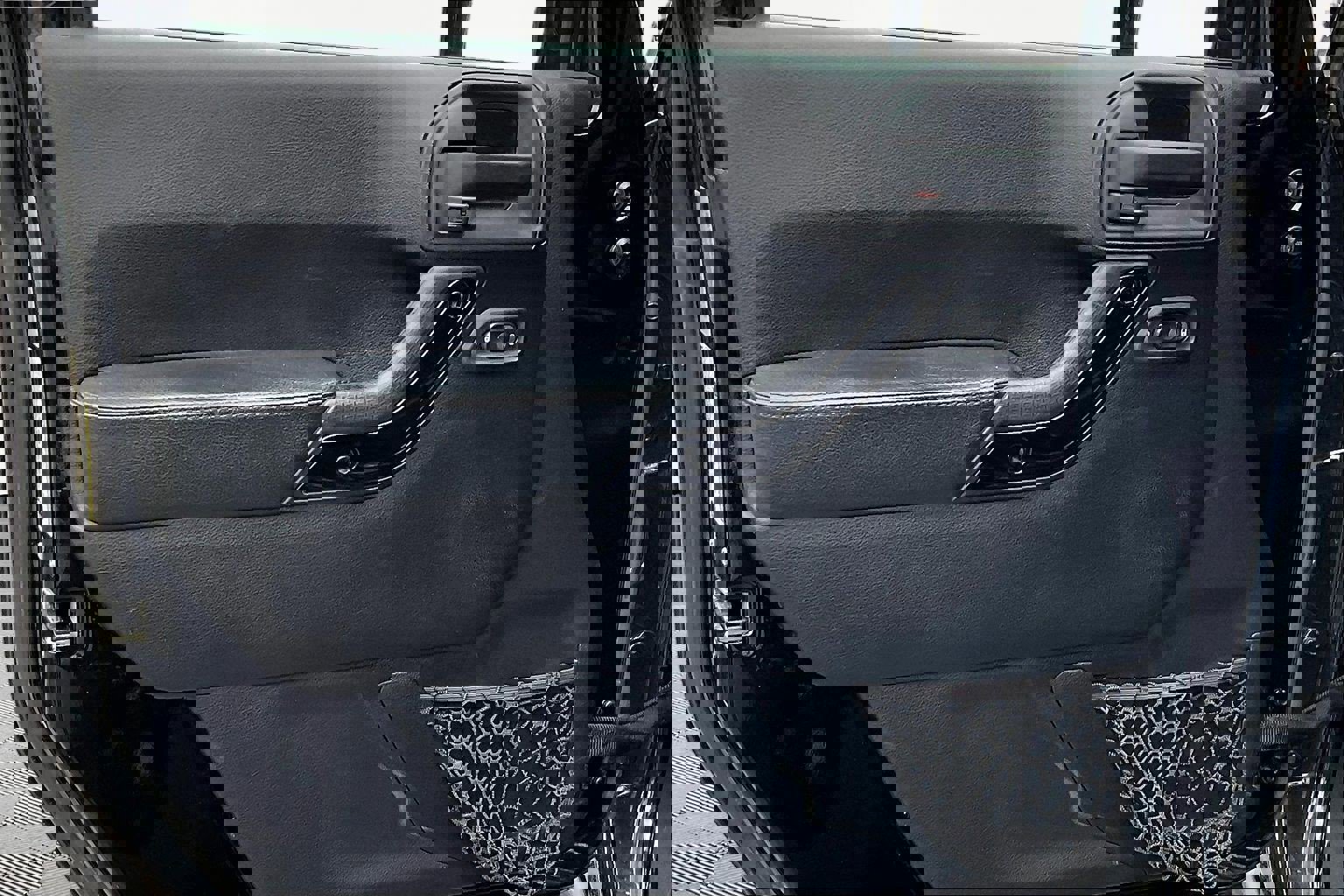 Used 2015 Jeep Wrangler Altitude image 20