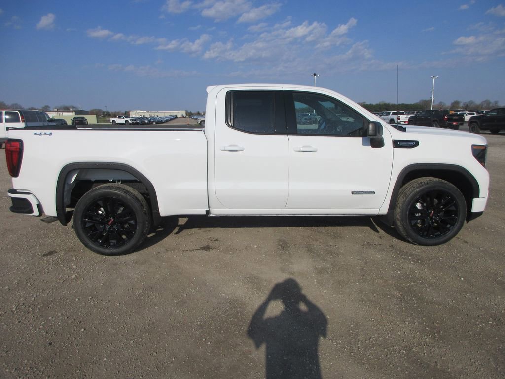 New 2026 GMC Sierra 1500 Elevation image 3