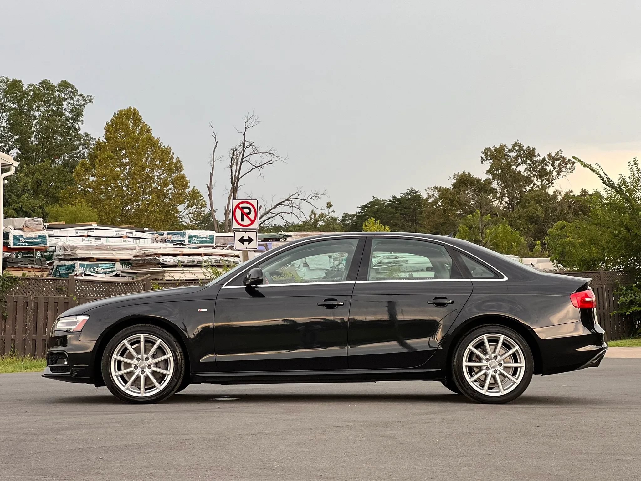 Used 2014 Audi A4 2.0T Premium Plus w/ Premium Plus Package AWD/4WD image 2