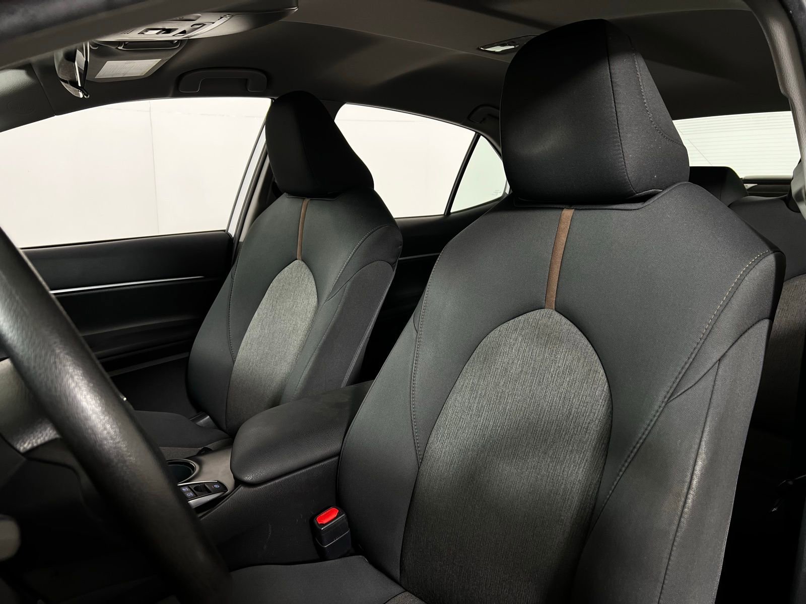 Certified 2020 Toyota Camry LE image 13