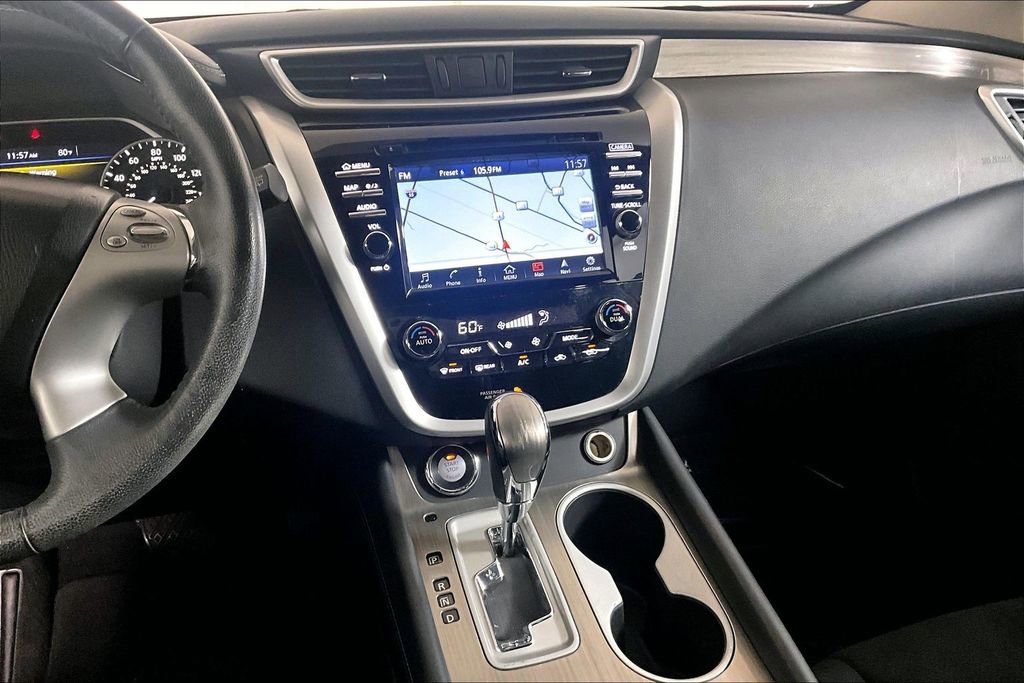 Used 2017 Nissan Murano SV image 6