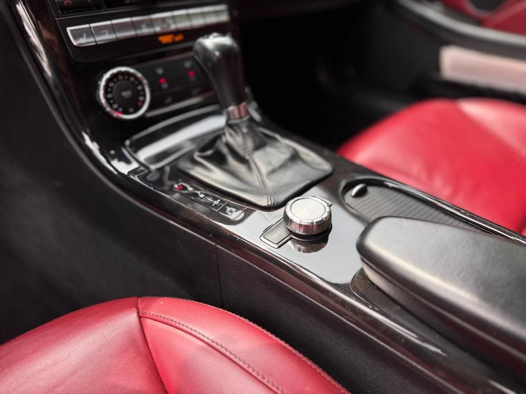 Used 2015 Mercedes-Benz SLK 250 image 19