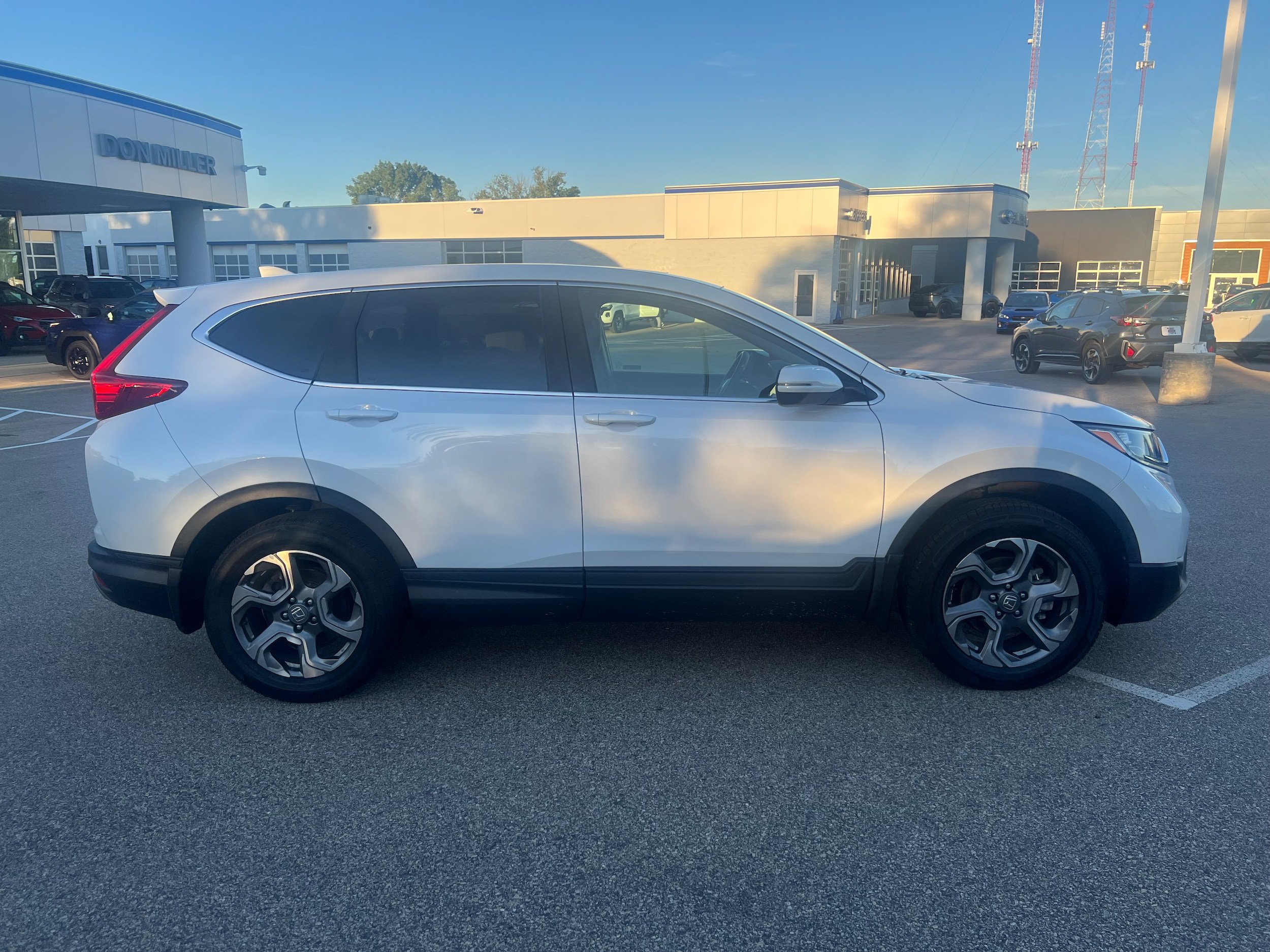 Used 2019 Honda CR-V EX image 8