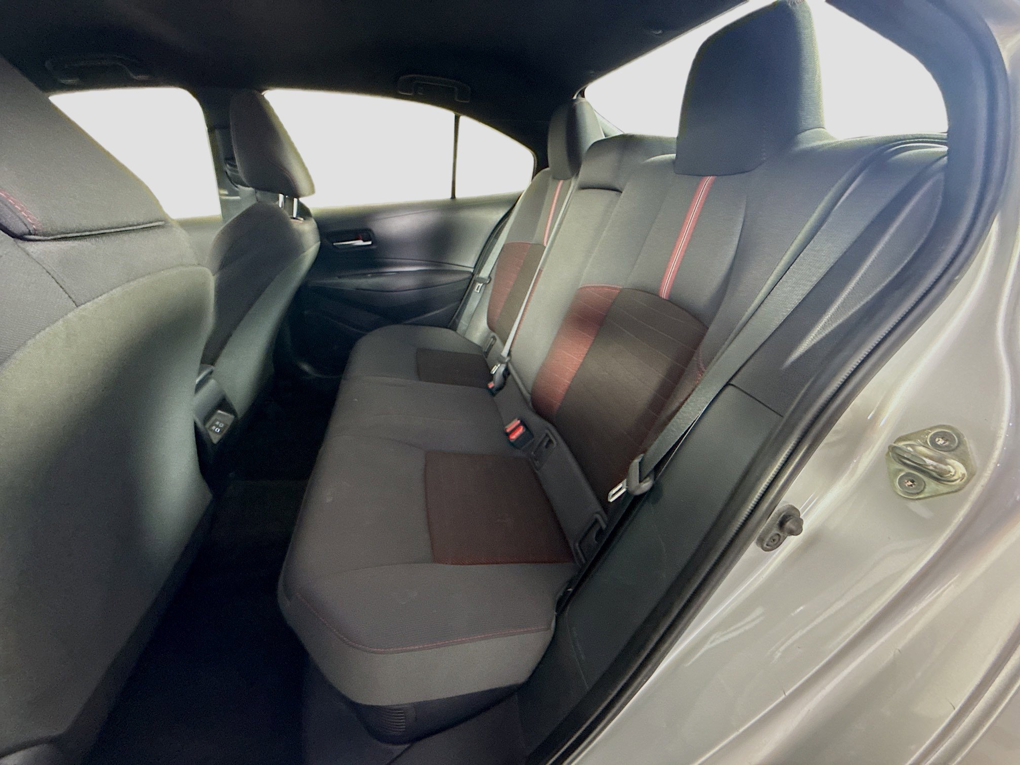 Used 2024 Toyota Corolla SE w/ Convenience Package FWD image 25