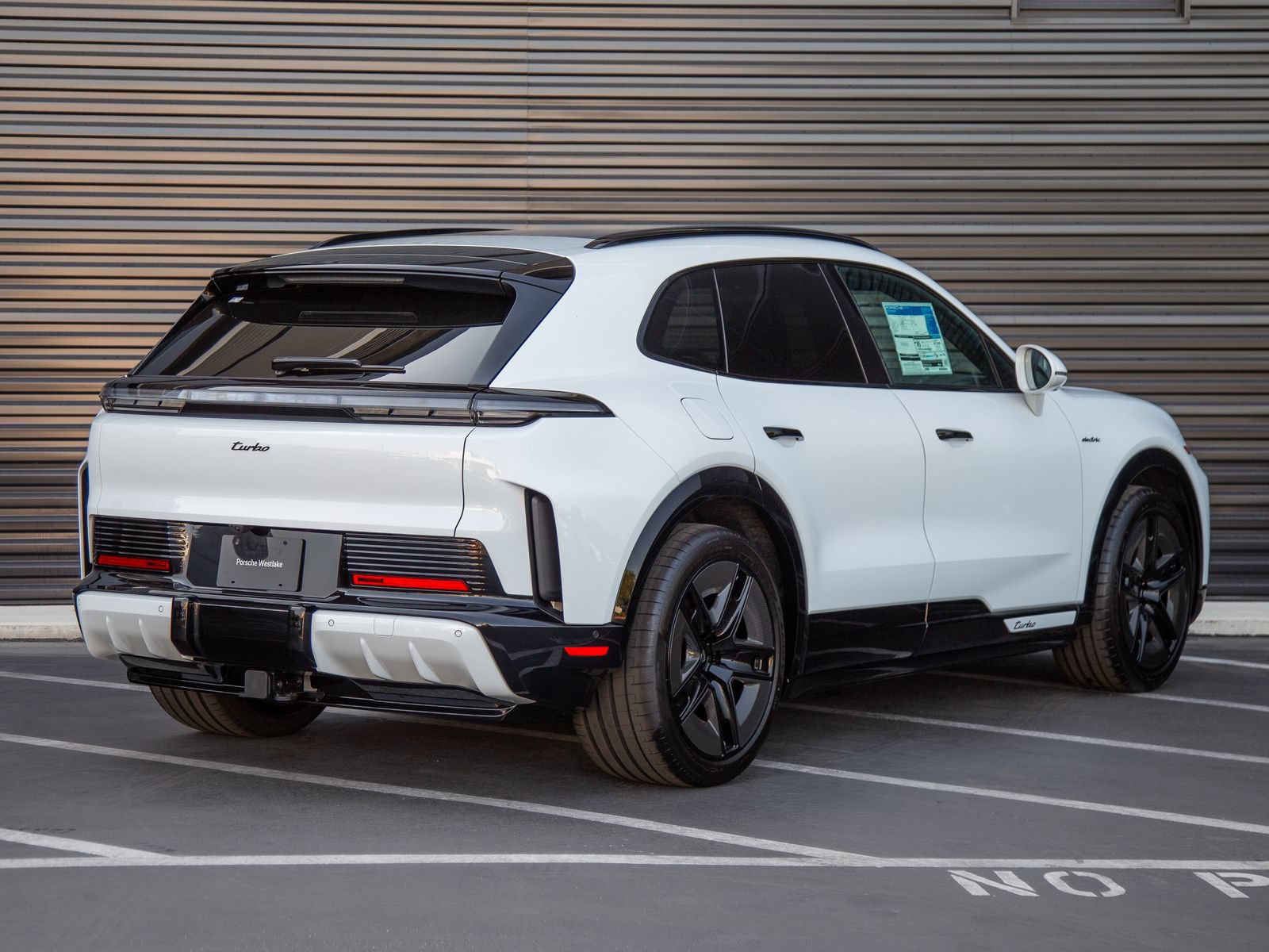New 2026 Porsche Cayenne Turbo AWD/4WD image 7