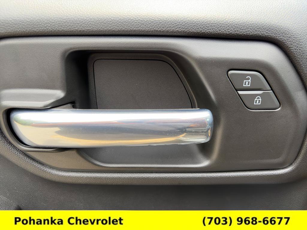 Certified 2025 Chevrolet Silverado 1500 Custom w/ Turbomax Blackout Package AWD/4WD image 16