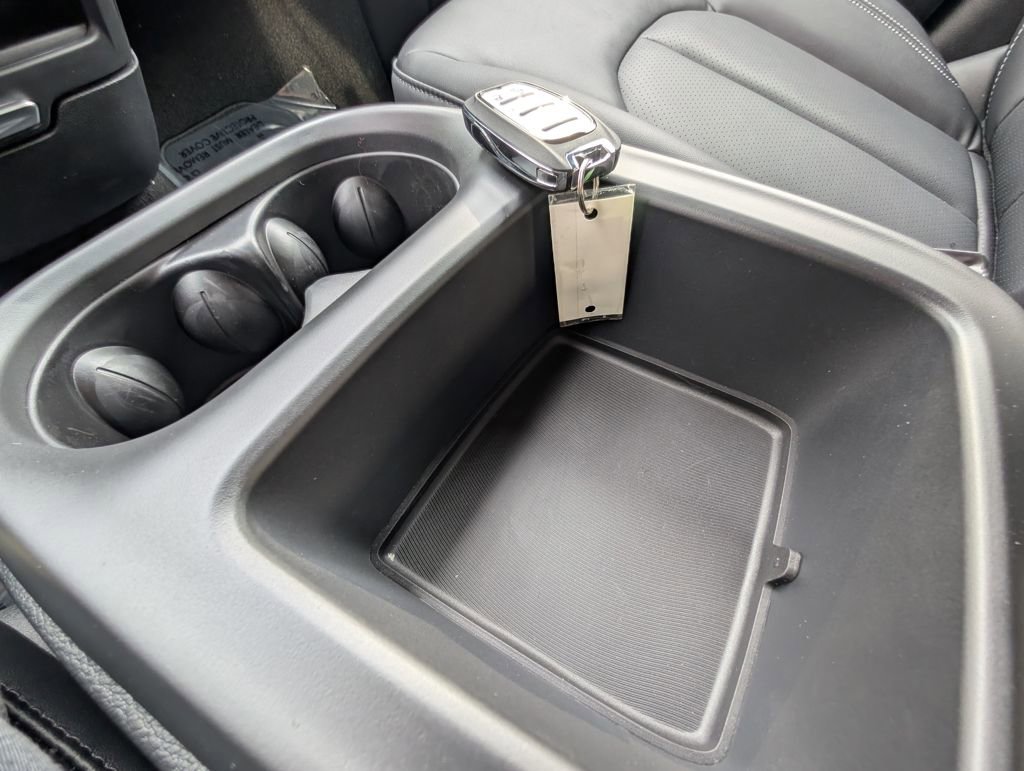 New 2026 Chrysler Pacifica Select image 30