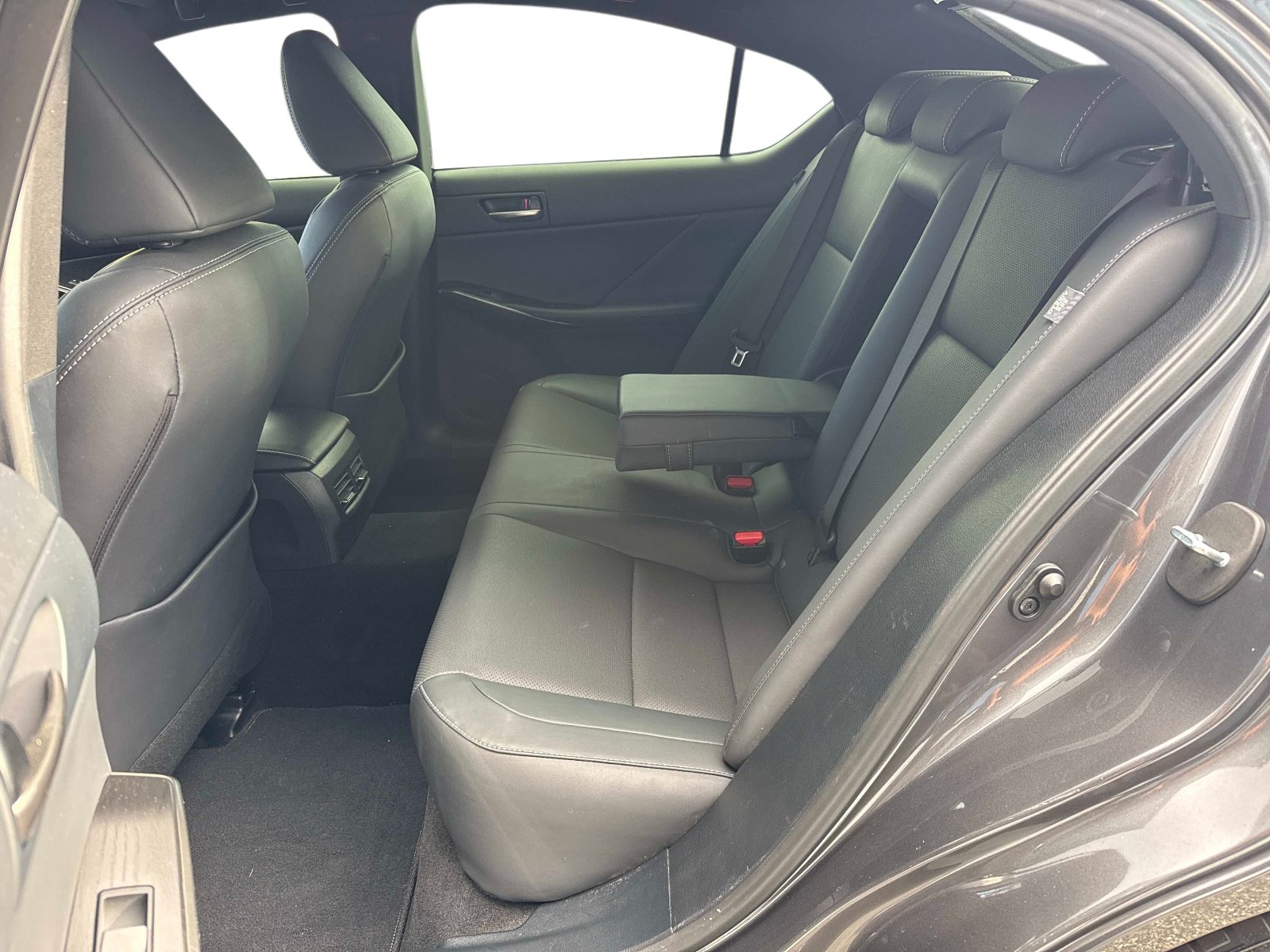 Used 2022 Lexus IS 300 w/ Premium Package RWD image 12