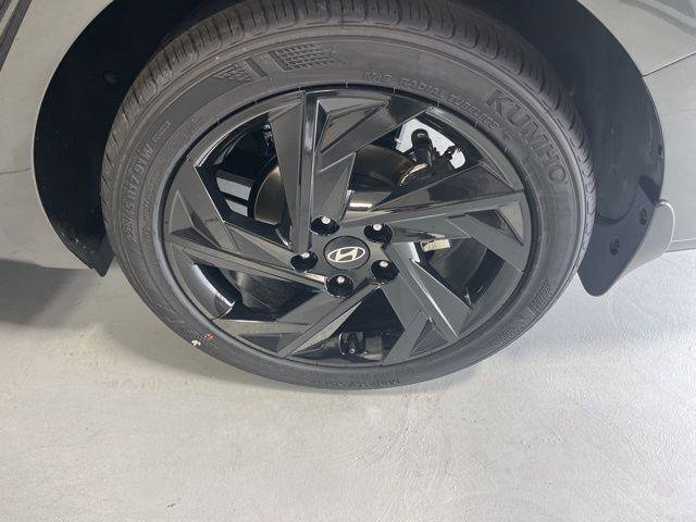 New 2026 Hyundai Elantra Sport image 28