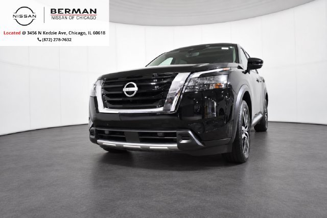 Used 2025 Nissan Pathfinder Platinum