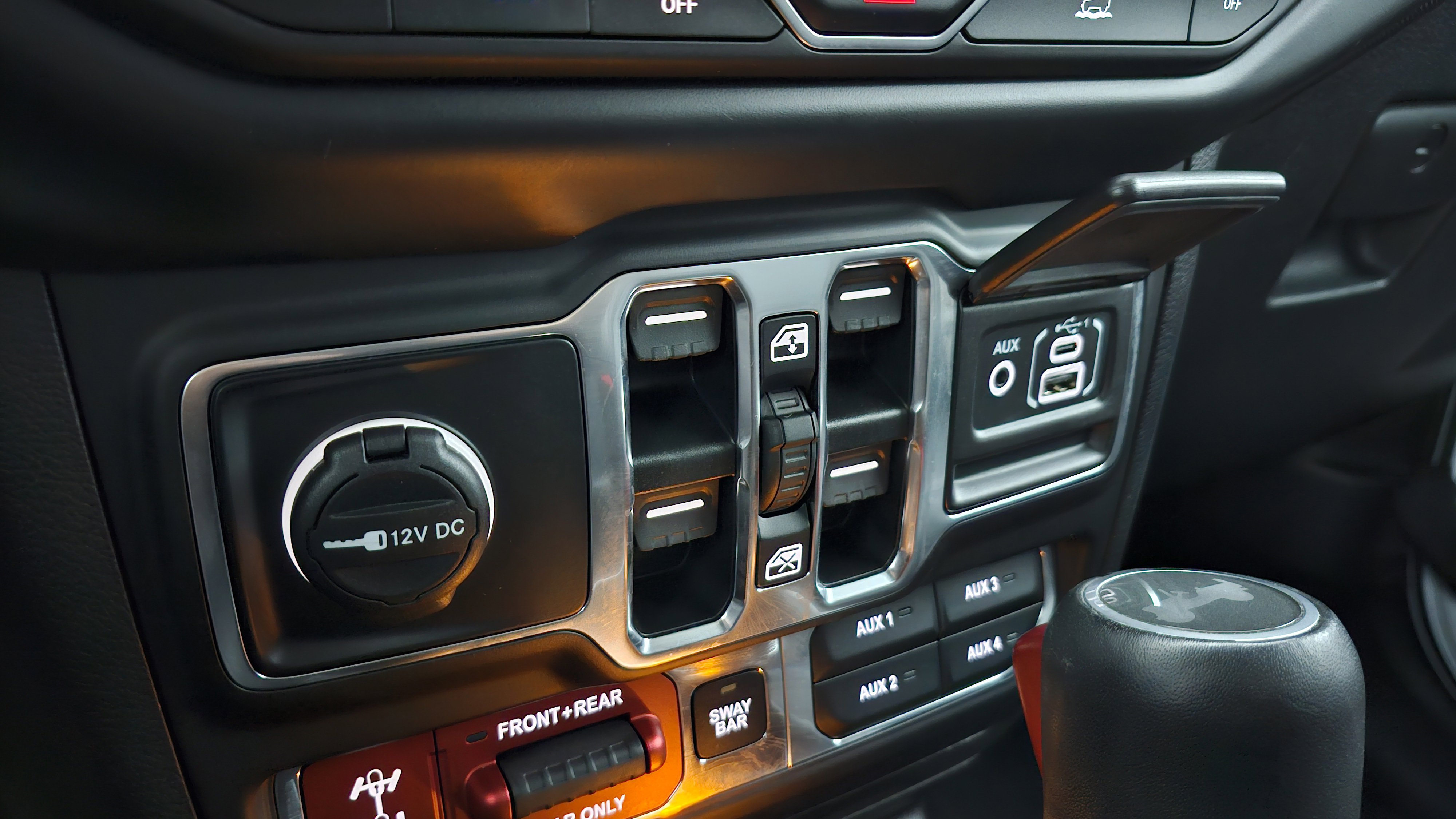 Used 2023 Jeep Wrangler Unlimited Rubicon 4xe w/ Cold Weather Group image 33