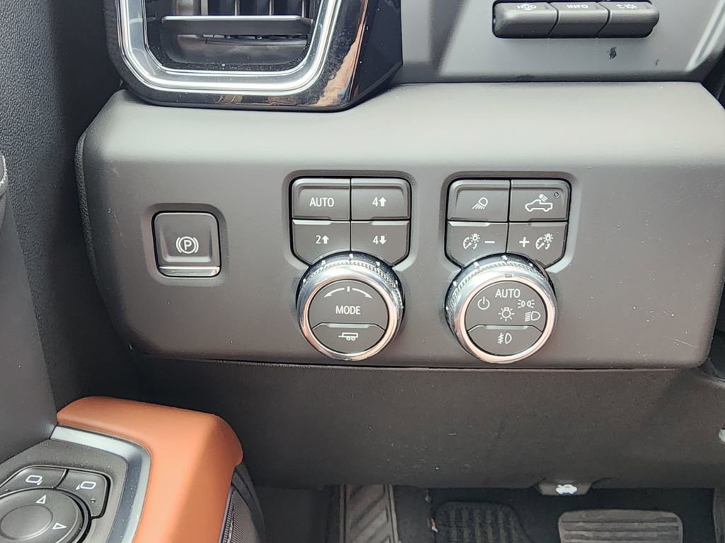 New 2026 GMC Sierra 3500 Denali Ultimate image 23